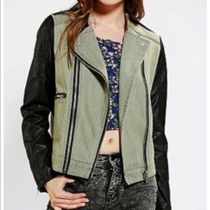 Women’s Kelly Green Vintage Members Only Jacket